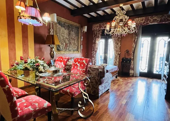 Plaza San Francisco Luxury