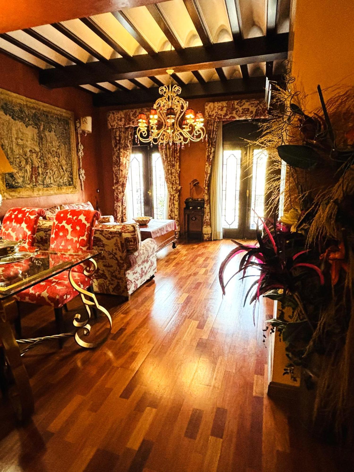 Plaza San Francisco Luxury Apartment *